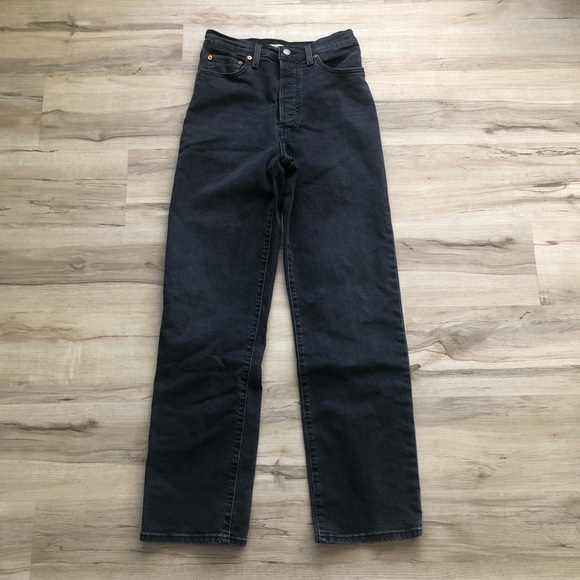 Levi's Ribcage Straight Leg Women's Jeans in Black - Picture 2 of 11